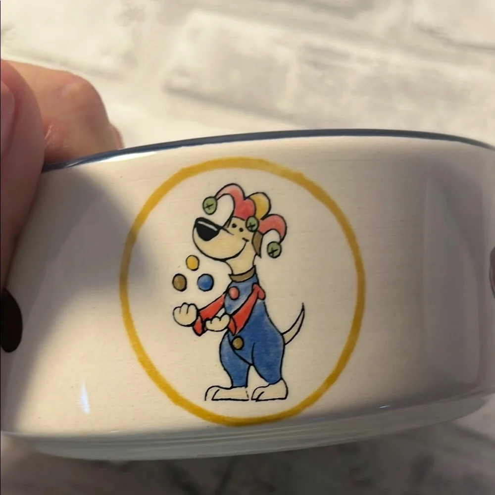 Cream Ceramic small Dog Bowl with Cartoon dogs Design juggler jester food water